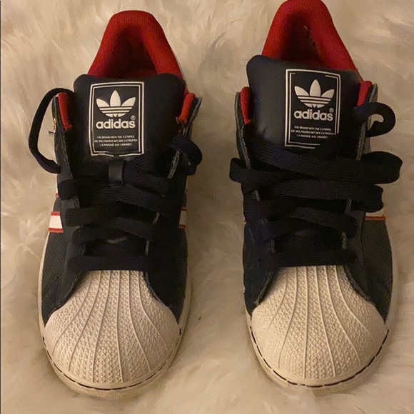 Adidas Sneakers. - Picture 3 of 4